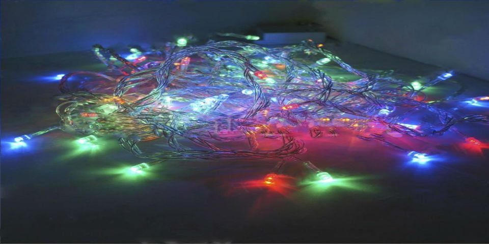 Luces navideñas de mala calidad aumentan 60 por ciento accidentes en los hogares