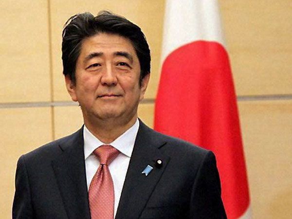 Japón protesta contra despliegue de misiles rusos a islas en disputa - shinzo-abe-60-01-1462083810