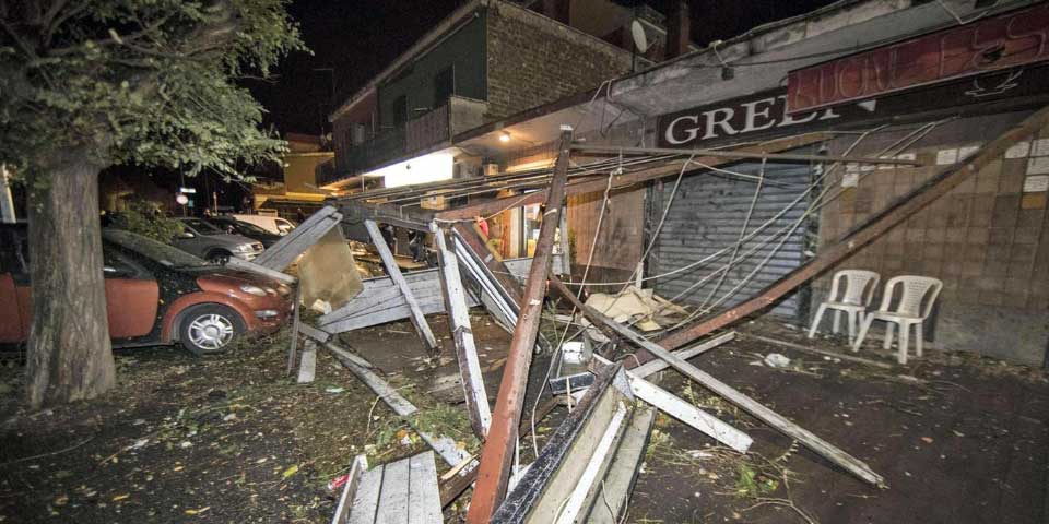Video: impresionante tornado azota inmediaciones de Roma