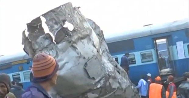 Sube a 115 el número de muertos por accidente de tren en la India - tren-india2