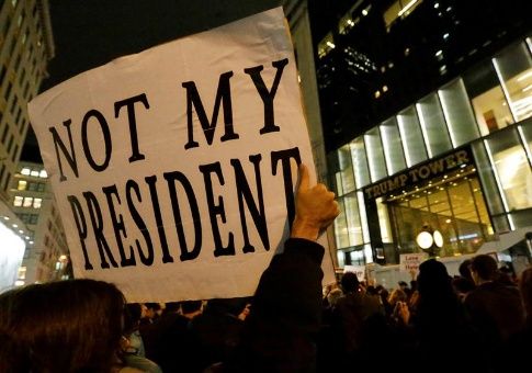 "No es mi presidente": convocan a protestas para el 20 de enero - trump-02