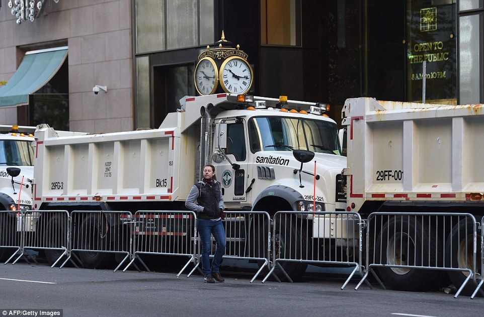 Prohíben a pilotos volar sobre residencias de Trump y Pence - trump-tower-8