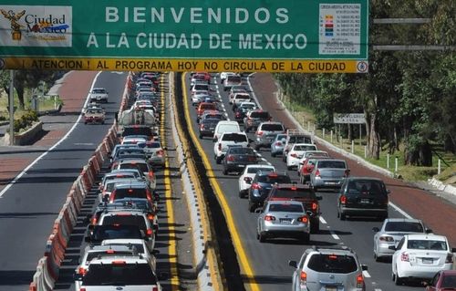 Coches con placas de EE.UU. y Canadá podrán exentar Hoy No Circula - tumblr_inline_mr7yws3jUY1qz4rgp