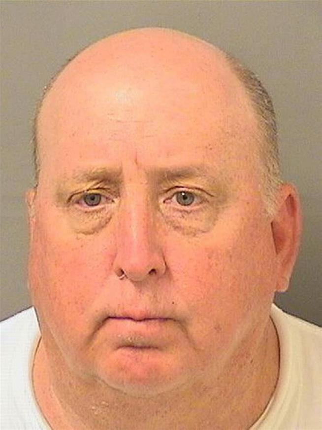 Vive como indigente en Miami a pesar de ser un heredero millonario - 1097119-11-20161219053549