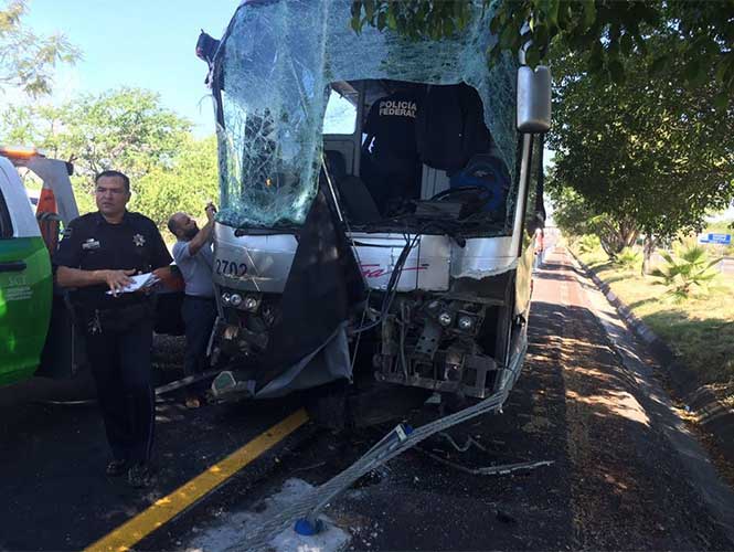 Accidente en la México-Acapulco deja un muerto