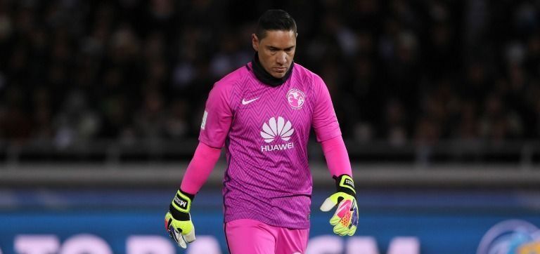 Veo difícil que un portero de mi calidad esté en la banca: Moisés Muñoz