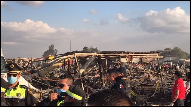 Suman 42 muertos por explosión en Tultepec Suman 42 muertos por explosión en Tultepec