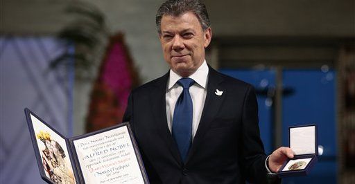 Presidente de Colombia pide replantear lucha antidrogas