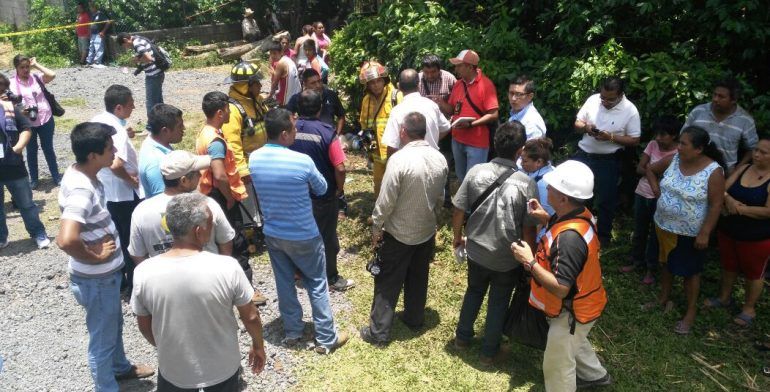 Explosión de fábrica clandestina deja 5 heridos en Veracruz