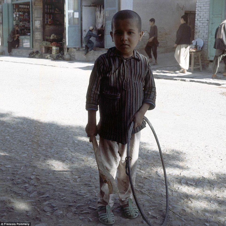 Fotógrafo revela cómo era Afganistán en los años 70 - Afganistán-VI
