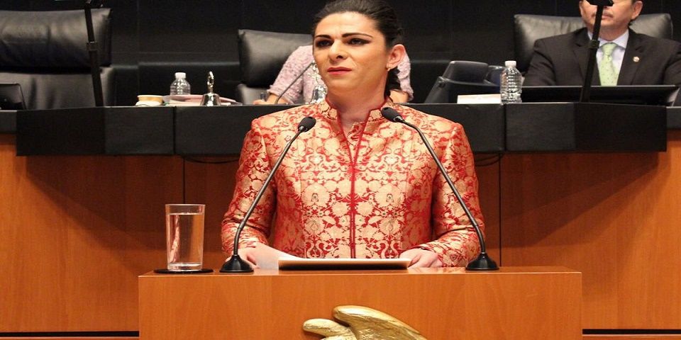 Ana Guevara identifica camioneta de agresores