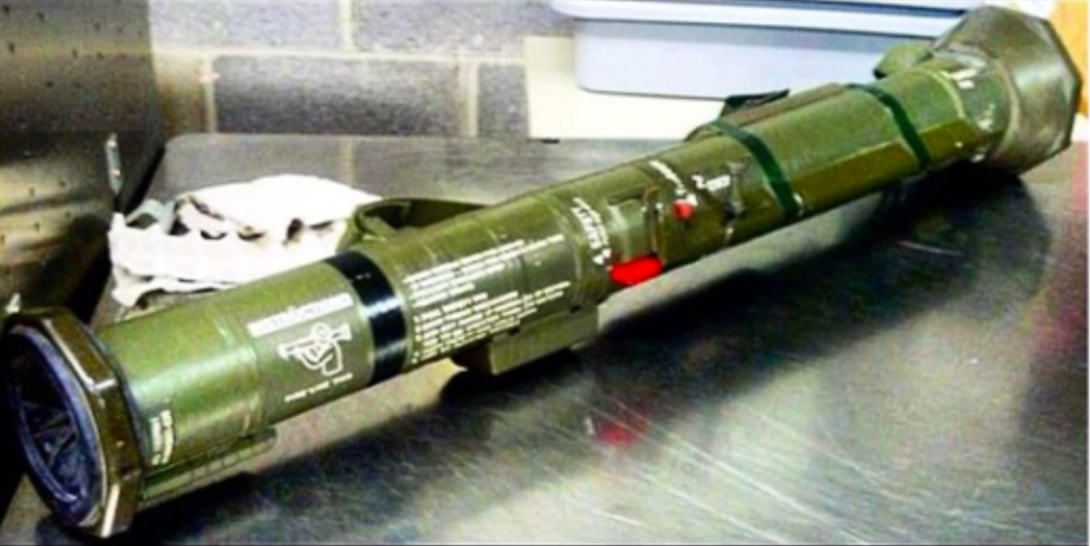 Objetos extraños confiscados en aeropuertos Objetos extraños confiscados en aeropuertos