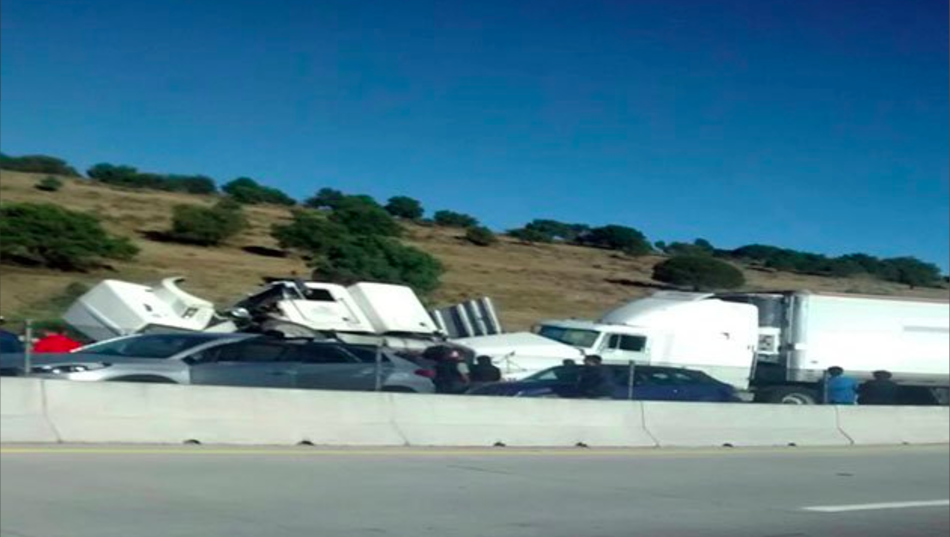 Carambola deja 5 heridos en autopista Arco Norte - Captura-de-pantalla-2016-12-23-a-las-13.39.09