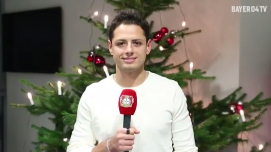 Video: Chicharito envía mensaje de Navidad a la afición del Leverkusen