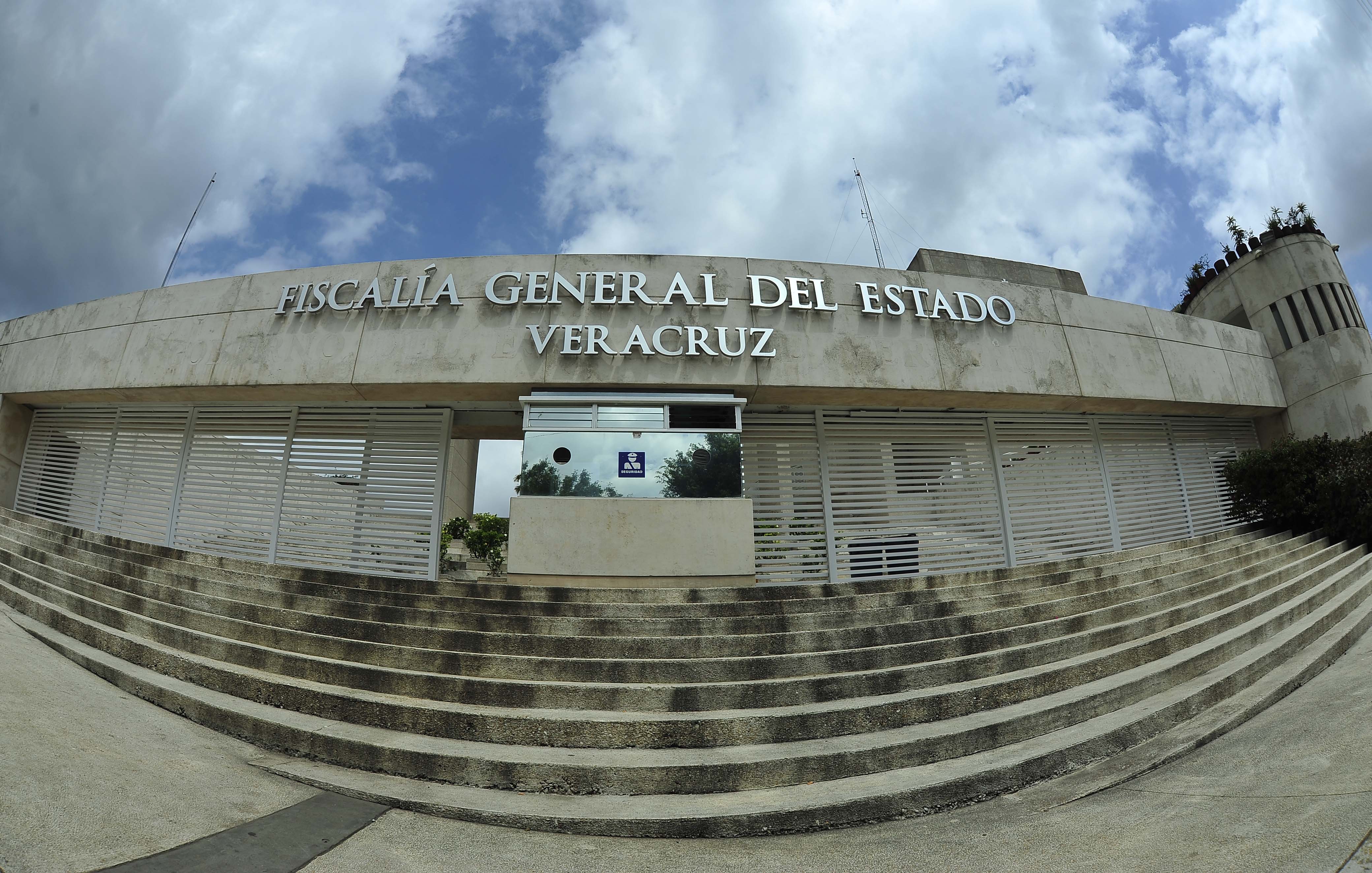Congreso envía a Yunes los 10 candidatos para fiscal en Veracruz