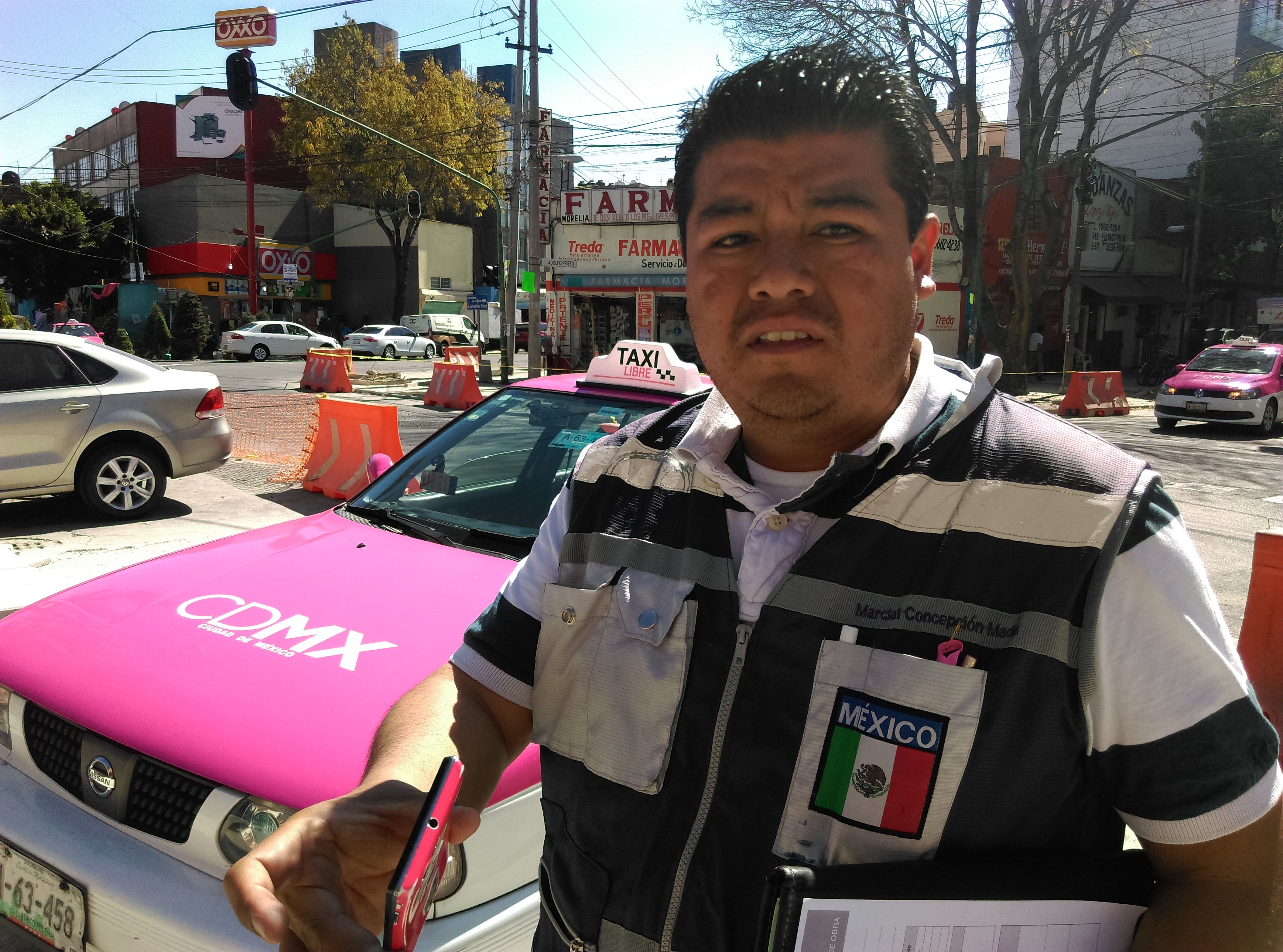 Obra en la Del Valle genera tráfico y pérdidas a los comercios - IMAG0155