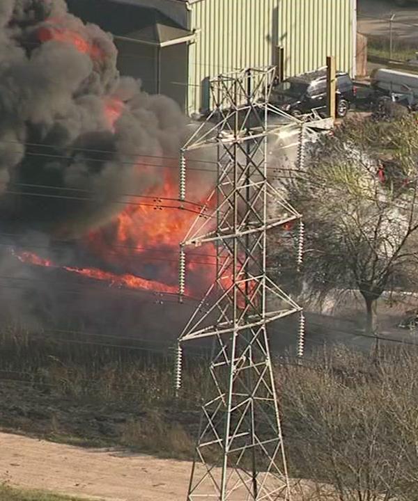 Fuerte incendio en Fort Bend, Texas - Incendio-Sugar-Land-Fort-Bend-Texas-7