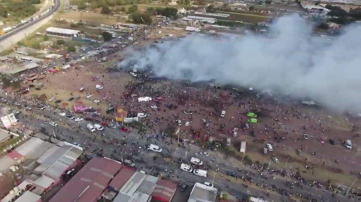 Galería: imágenes de la tragedia en Tultepec - Mercado-San-Pablito-Tultepec-11