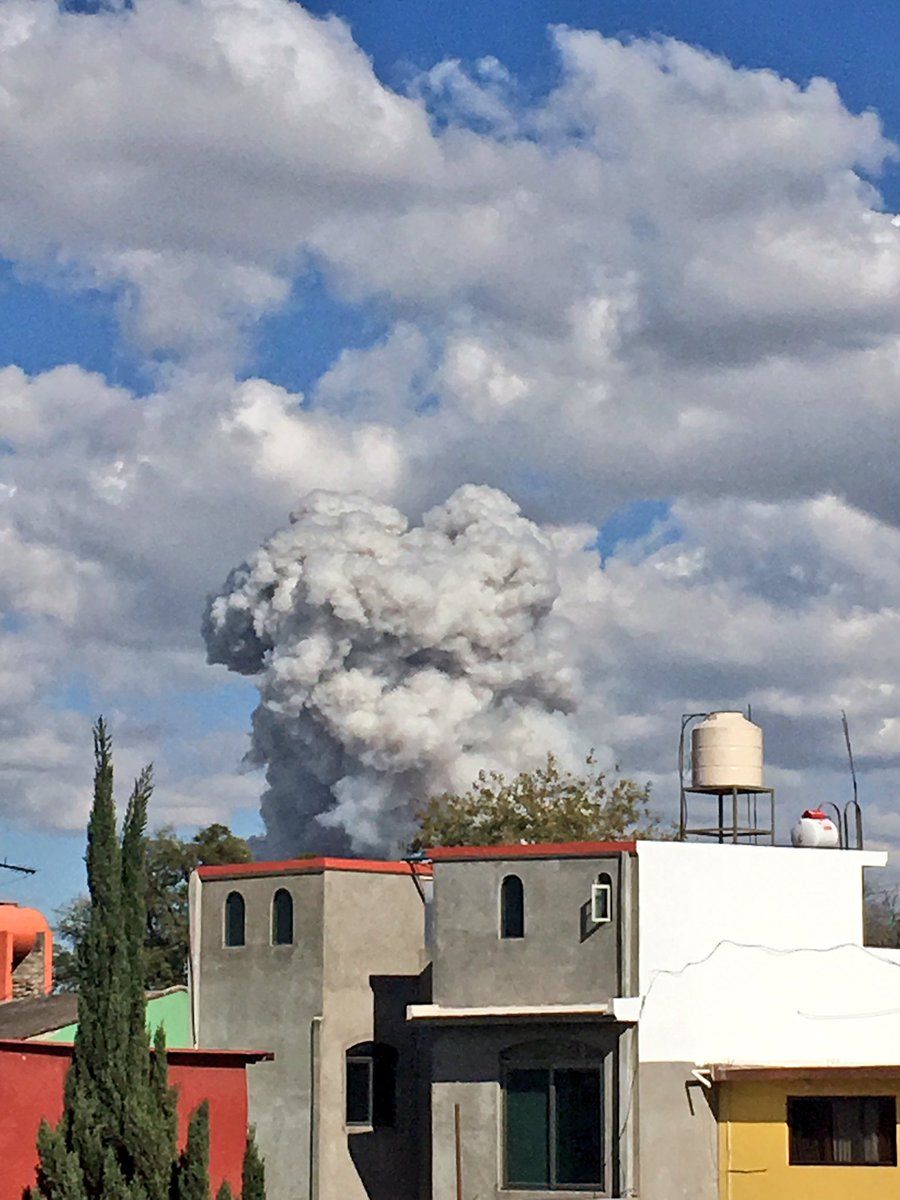 Galería: imágenes de la tragedia en Tultepec - Mercado-San-Pablito-Tultepec-5