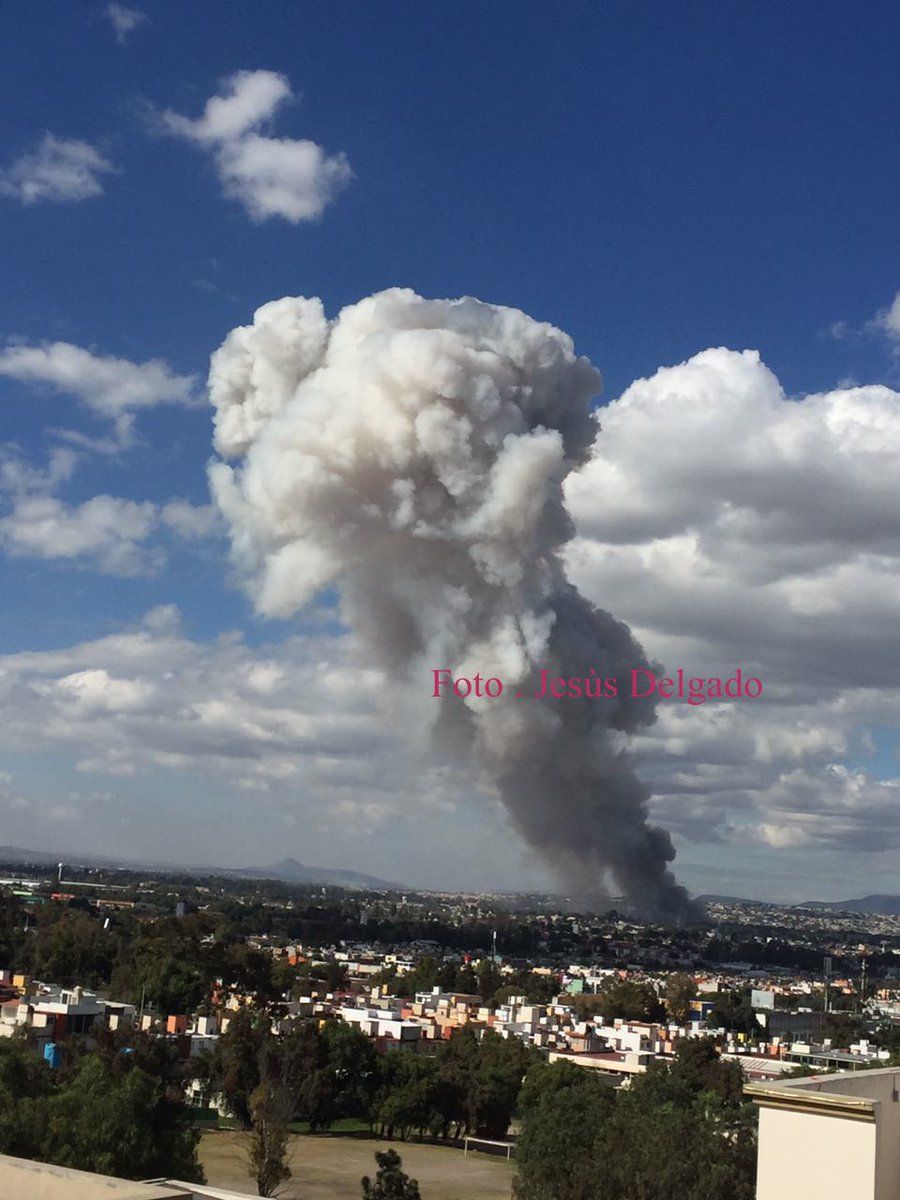 Galería: imágenes de la tragedia en Tultepec - Mercado-San-Pablito-Tultepec-8