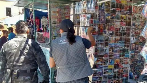 Aseguran más de 32 mil películas apócrifas en Querétaro