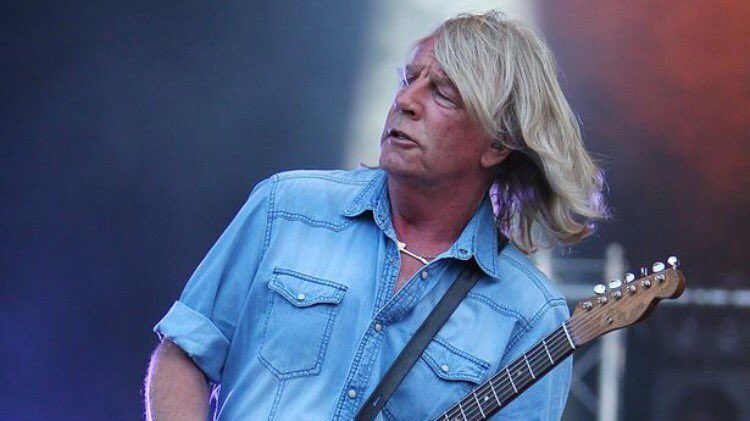 Muere a los 68 años Rick Parfitt, guitarrista de Status Quo Muere a los 68 años Rick Parfitt, guitarrista de Status Quo
