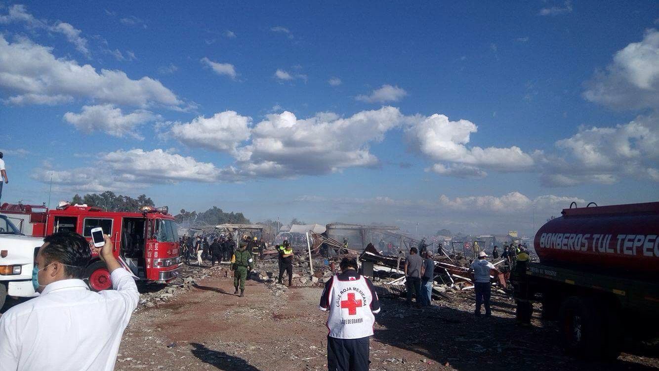 Galería: imágenes de la tragedia en Tultepec - Tultepec-Édgar-Rendón-2