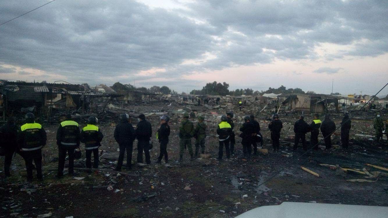 Galería: imágenes de la tragedia en Tultepec - Tultepec-Édgar-Rendón-8