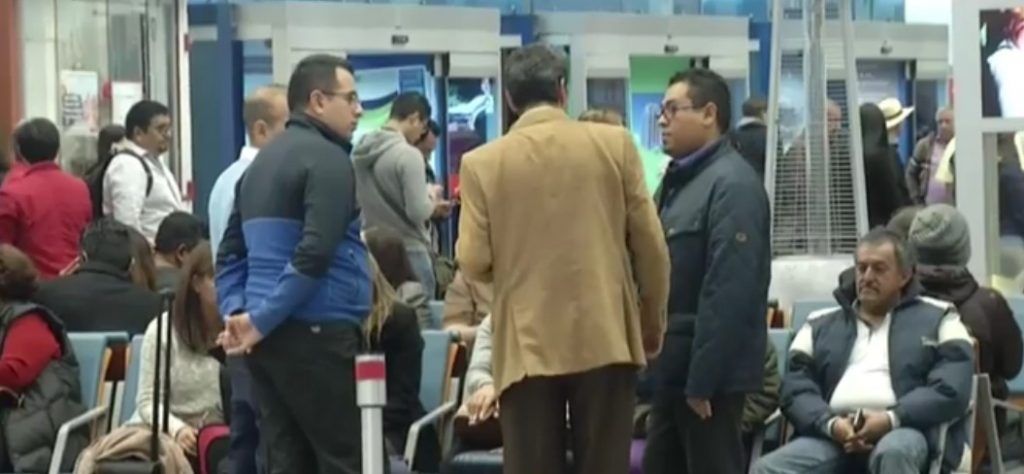 Consejos para conseguir los viajes más baratos - aeropuerton-monterrey-pasajeros-1024x474