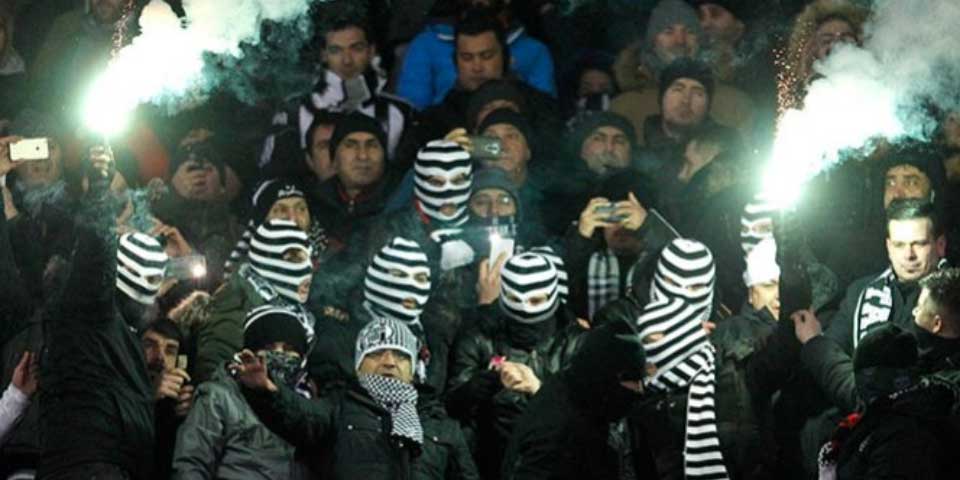 Enfrentamiento de aficionados en Champions deja 10 heridos