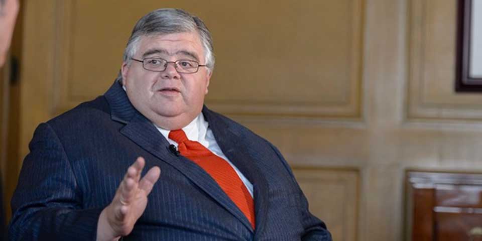 Dólar comienza el año con nuevo máximo histórico en bancos - agustin-carstens