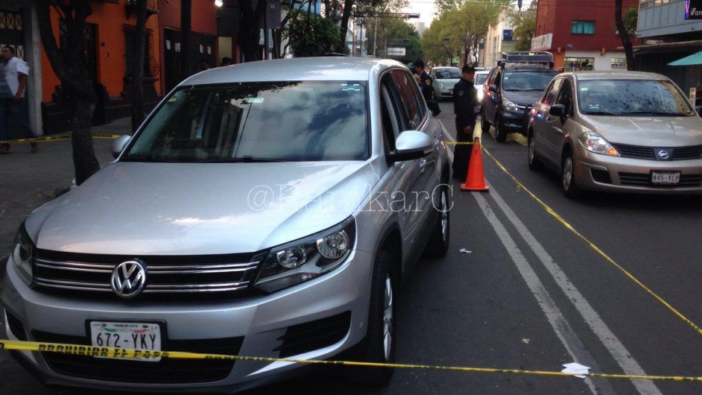 Asaltan y disparan a automovilista en la colonia Roma - asalto-colonia-roma-1024x576