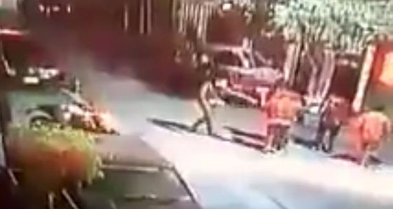 Video: asaltan a cuatro jóvenes en Ecatepec