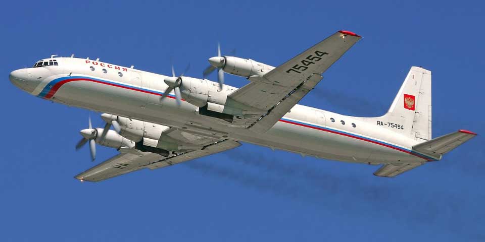 Accidente de avión militar ruso deja 32 heridos