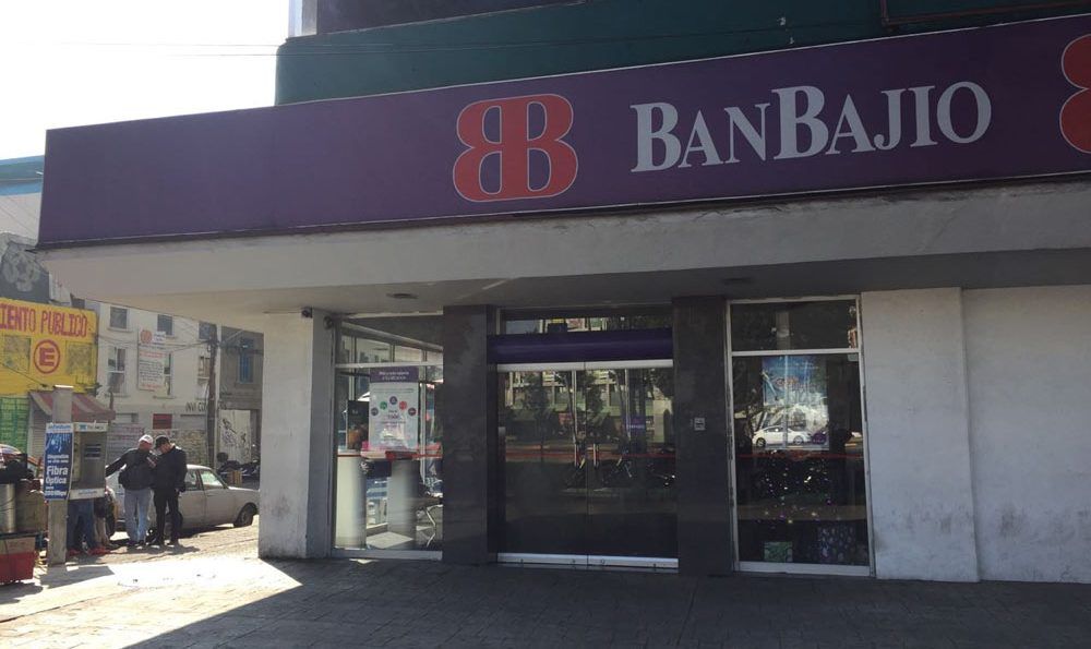 Roban banco en la Doctores