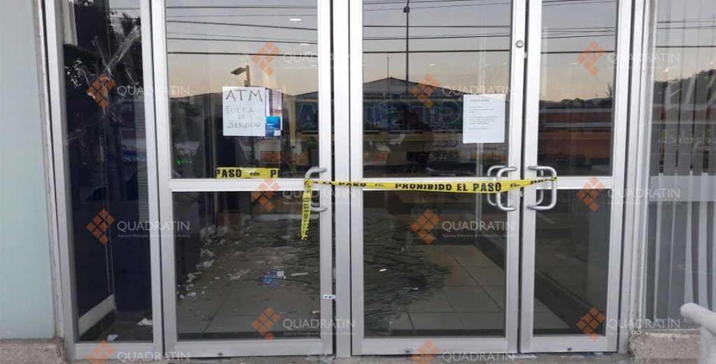 Atacan instalaciones de Citibanamex en Oaxaca - banamex-I-1024x521