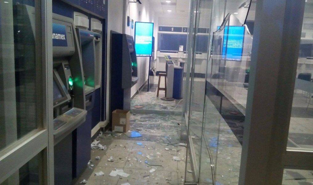 Atacan instalaciones de Citibanamex en Oaxaca
