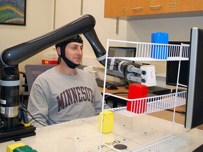 Video: crean brazo robótico controlado con la mente