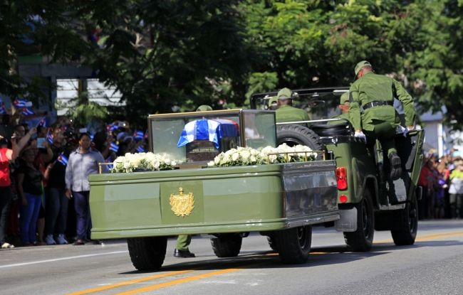 Llegan restos de Fidel Castro a Santiago de Cuba