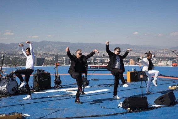 Café Tacvba ofrece concierto en helipuerto