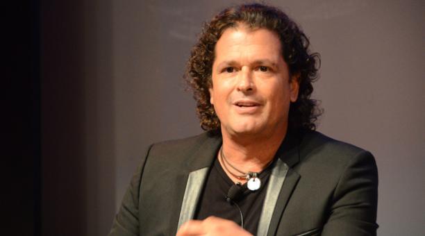 Carlos Vives estrena video “Al filo de tu amor”