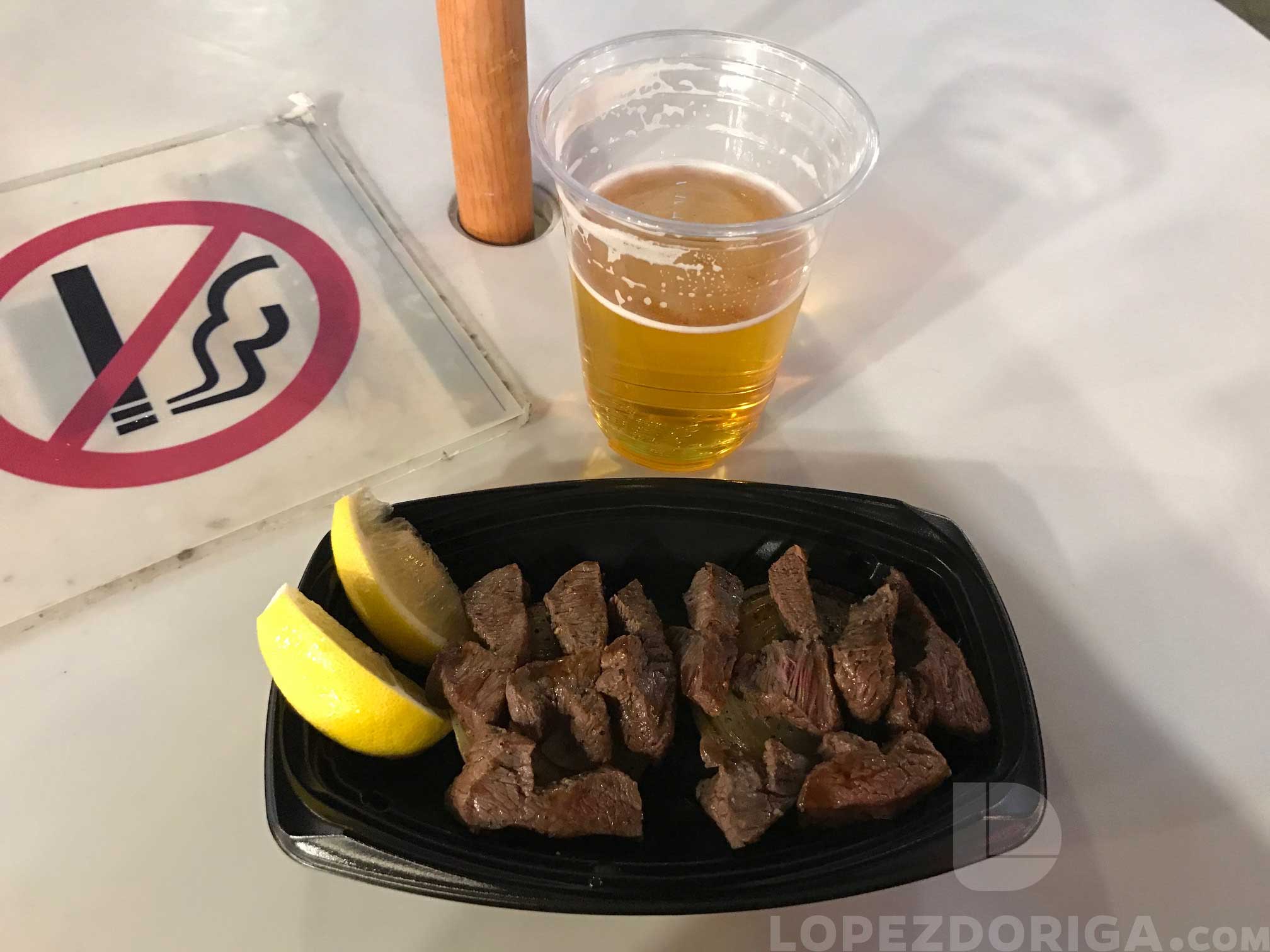 Viernes entre carne Kobe y basura - carne