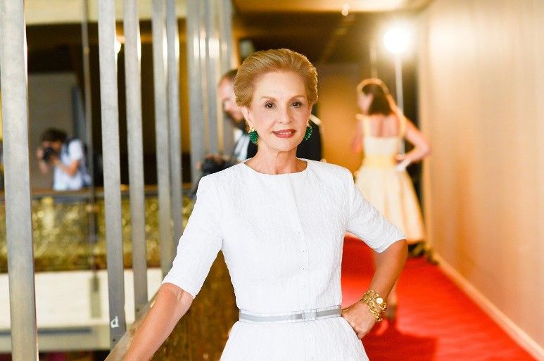 “Sería un orgullo vestir a Melania Trump”: Carolina Herrera