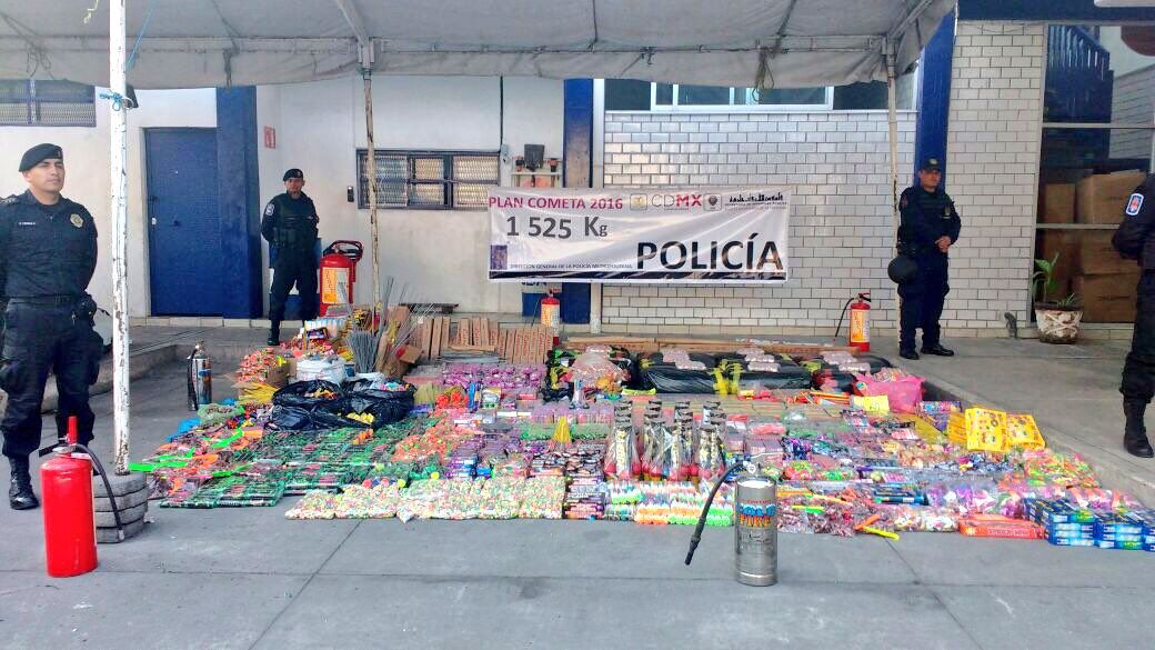 Decomisan tonelada y media de pirotecnia en la Ciudad de México