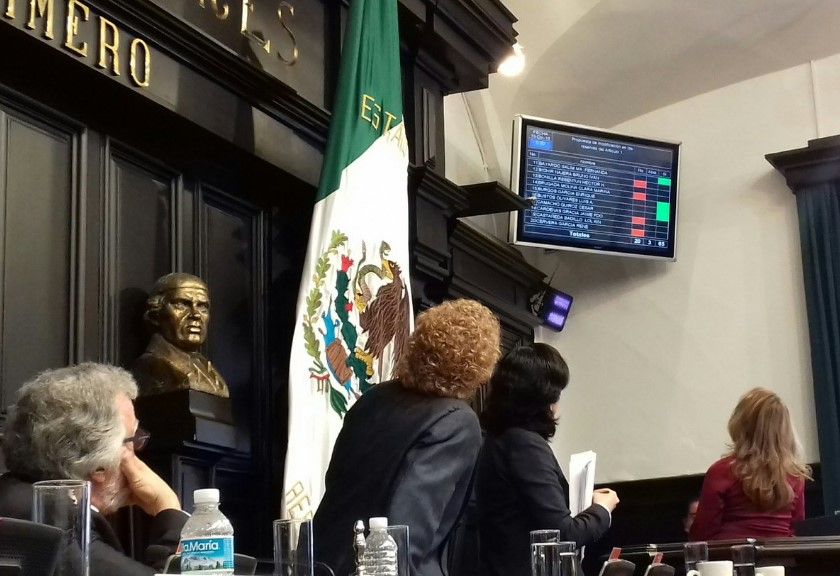 Aprueban primeros tres artículos de la Constitución de la Ciudad de México