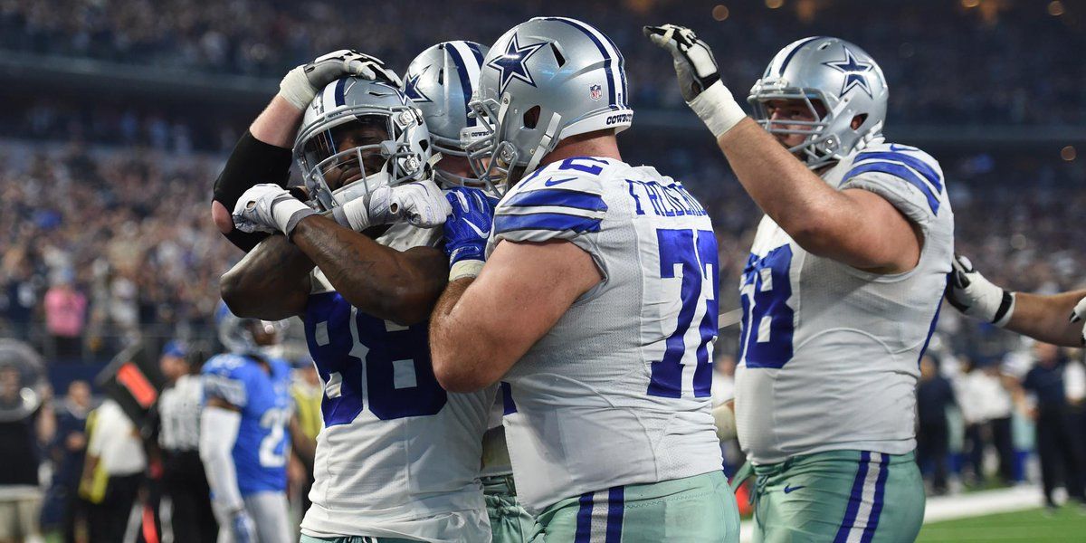 Dallas humilla a Detroit