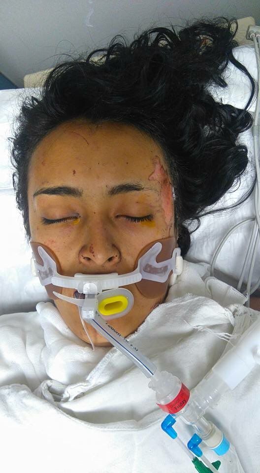 Mujer camina hasta hospital de Tultitlán desde el mercado de San Pablito - daniela-montero