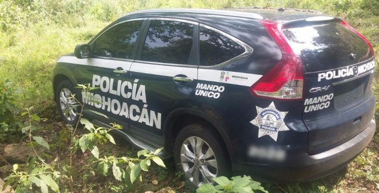 Localizan cuerpos de decapitados en Michoacán