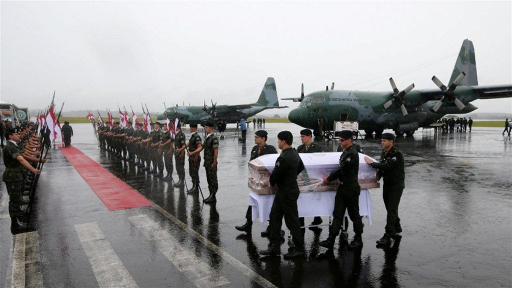 Video: despiden a víctimas de la tragedia del Chapecoense - despedida-chapecoense-avion-1-1024x576