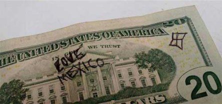 Mensajes ofensivos a mexicanos en dólares - dolar-3